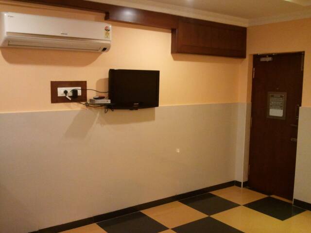 Shri Ganesh Bhavan, Chennai 4